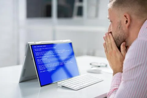 Blue BSOD Error At Computer 스톡 사진