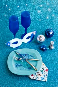 Blue Christmas Table with blue empty service Foto stock
