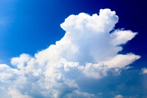 Blue clear sky with clouds Foto stock