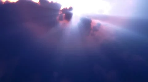 Blue Clouds Rays Flyby (Loop) Vidéo 10562348