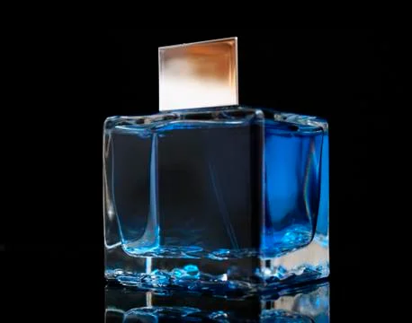 Blue deodorant on a glasses surface Foto stock