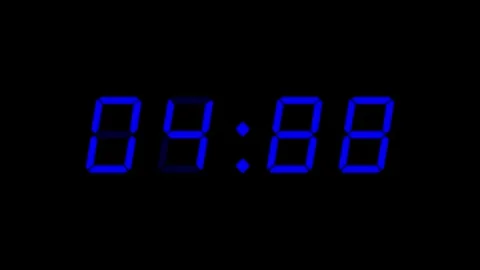 Blue digital clockface with 4 digits. 30 seconds digital timer. Blue digits on Vídeo Stock 331048594