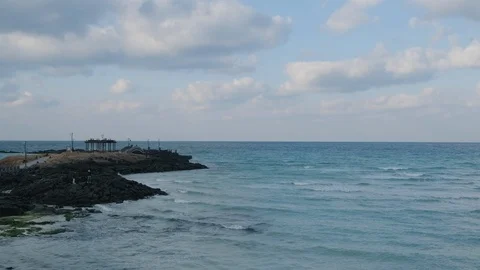 A blue emerald sea and waves with a horizon Stock Footage 122146256