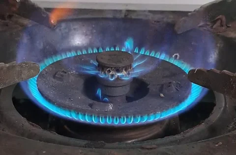 Blue fire from a gas stove Stock-Footage 325461486