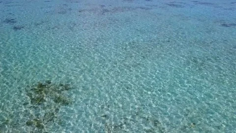 Blue Lagoon in French Polynesia is a small lagoon that develops within the 動画素材 142304553