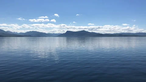 Blue lake Stockbeeldmateriaal 166506662