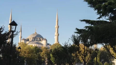 Blue Mosque Timelapse – Camera Moving Toward Sultanahmet Mosque Vídeo Stock 335540979