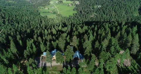 Blue mountain home Stock Footage 187184412
