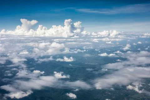 Blue perfect sky mountain of clouds from high altitude Foto stock