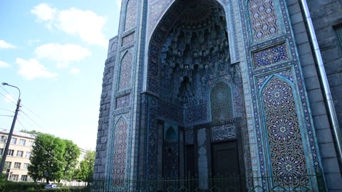 Blue portal of mosque Stock Footage 246107692