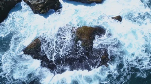 Blue sea waves breaking over big wet rock at Black Sea coast 스톡 동영상 137227034