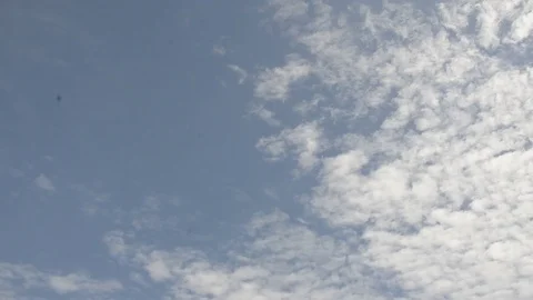 Blue sky and cloudy with panning. 스톡 동영상 82162443