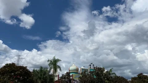 Blue sky and dramatic cloud Stock Footage 131972237