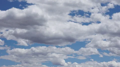 Blue Sky and Puffy Clouds Timelapse Background 스톡 동영상 342765239