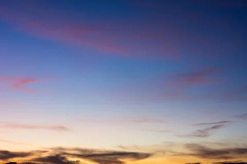 Blue sky background with beautiful clouds Foto stock