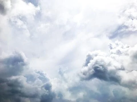 Blue Sky Background Wallpaper with Clouds Foto stock