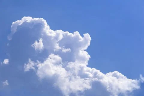 Blue sky background with white clouds, rain clouds. Foto stock