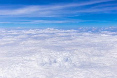 Blue sky background with white clouds on sunny day. Foto stock