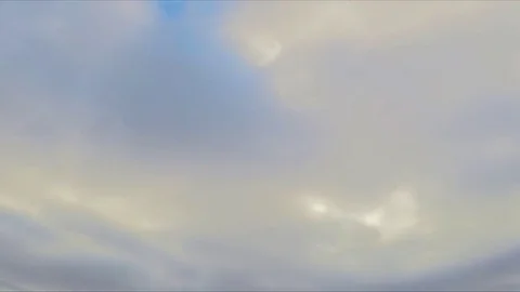 Blue sky with clouds and sun timelapse Vidéo 82988002