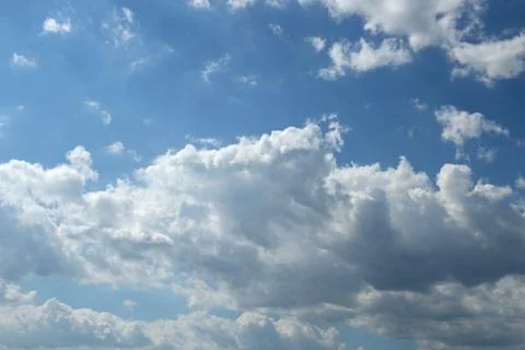 Blue sky with clouds background, sky with clouds. Foto stock