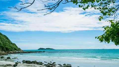 Blue sky with clouds over sea Video stock 87104441