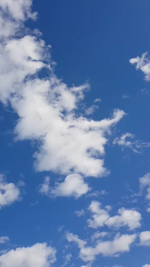 Blue sky with clouds time lapse Stock-Footage 254270167