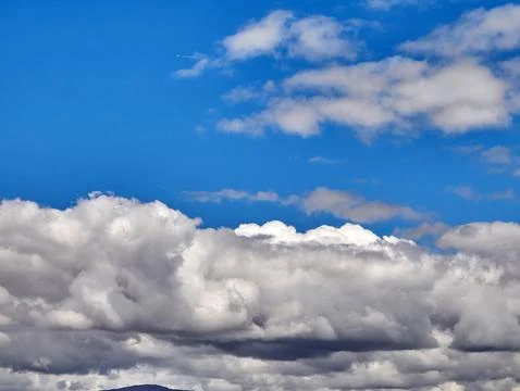Blue Sky with Dramatic Cloudscape Фото