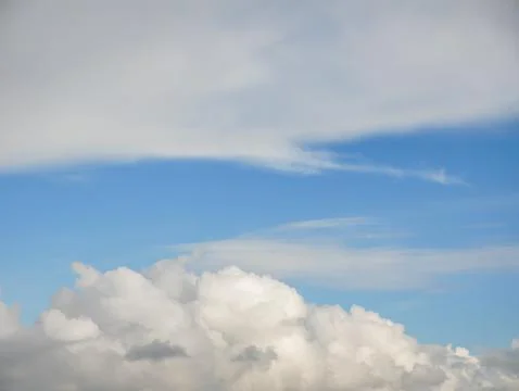 Blue Sky With Dramatic White Clouds 写真素材