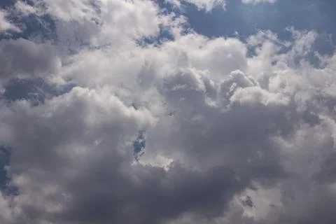 Blue sky with many clouds 库存照片