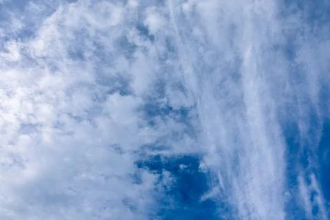 Blue sky presenting various types of atmospheric clouds 스톡 사진