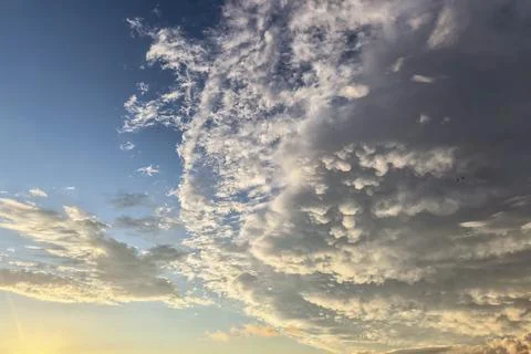 Blue Sky With Storm Clouds And Mammatus Formation Stock Photos