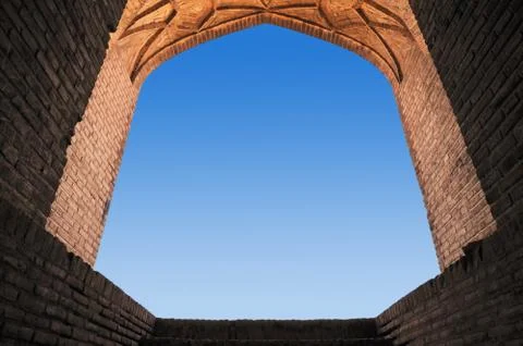 Blue sky through a temple window Foto stock