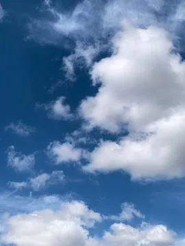 Blue Sky With White Clouds And Copy Space Foto stock