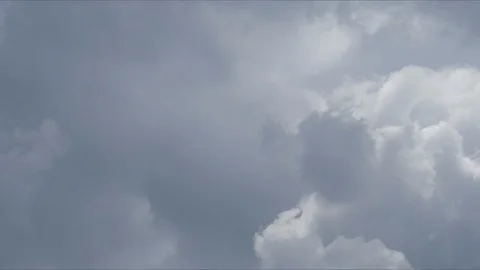 Blue sky white clouds background timelapse. Beautiful weather at cloudy heaven. Stock-Footage 113617378