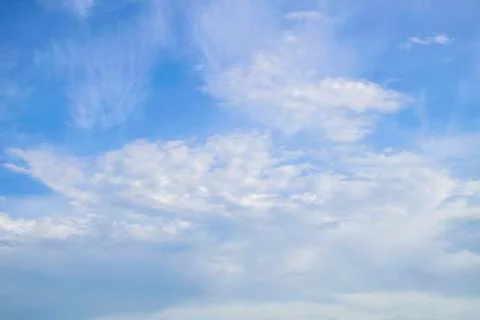 Blue sky with white clouds, clear blue sky with plain white cloud with space 库存照片