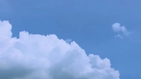 Blue sky with white clouds moving Stock-Footage 160111681