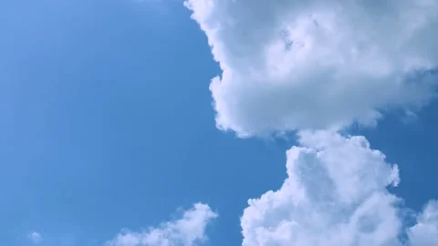 Blue sky with white clouds moving Stock-Footage 160111729