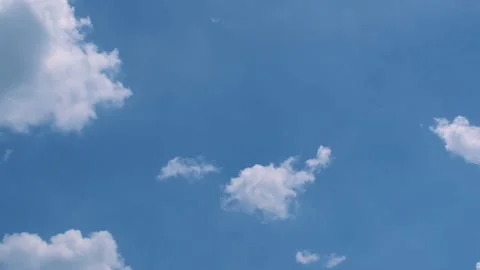 Blue sky with white clouds moving Stock-Footage 160111738