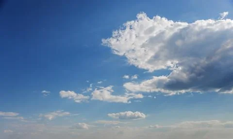 Blue sky with white clouds Foto stock