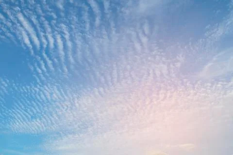 Blue sky with white clouds Foto stock