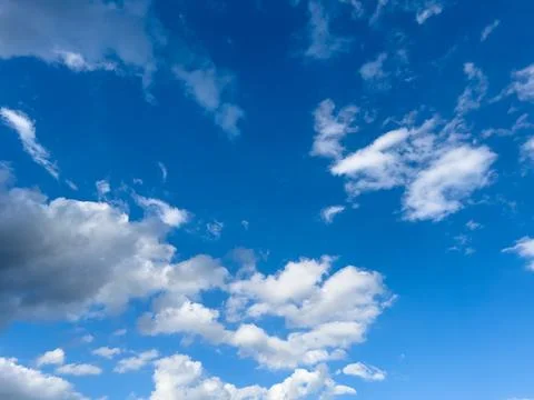 Blue Sky With White Clouds Stockfoto's