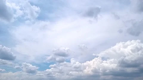 Blue sky white clouds. Puffy white clouds. Cumulus cloud cloudscape timelapse. 스톡 동영상 209911077