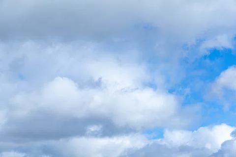 Blue sky white clouds for sky replacements Foto stock
