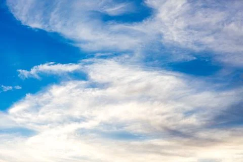Blue sky with white fluffy clouds background Foto stock