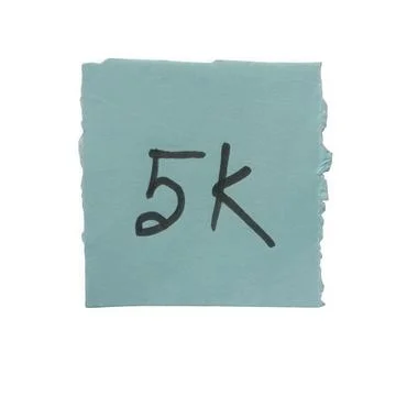 Blue sticky note with handwritten 5k text isolated on transparent background Stock Photos