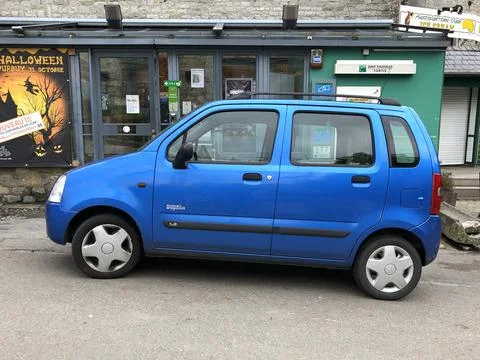 Blue Suzuki Wagon R Stock Photos