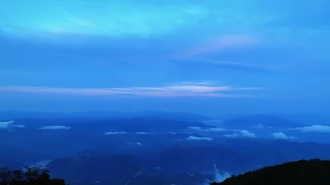 Blue Twilight Sea of Clouds Timelapse over Mountains Vídeos de archivo 332626557