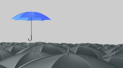 Blue umbrella standing out from crowd mass concept Vidéo 49093972
