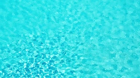 Blue water waves on surface of swimming pool Vidéo 334856336