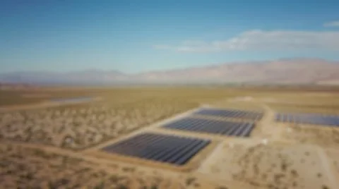 Blur background of solar station panel in the field. Electrical energy. Spate. Foto stock